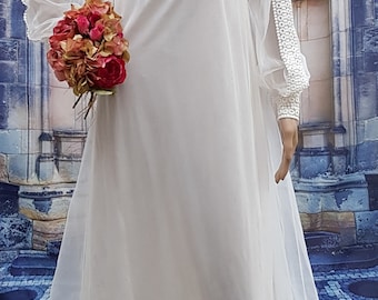 Beautiful Vintage 1970s White Net and Lace Edwardian Style