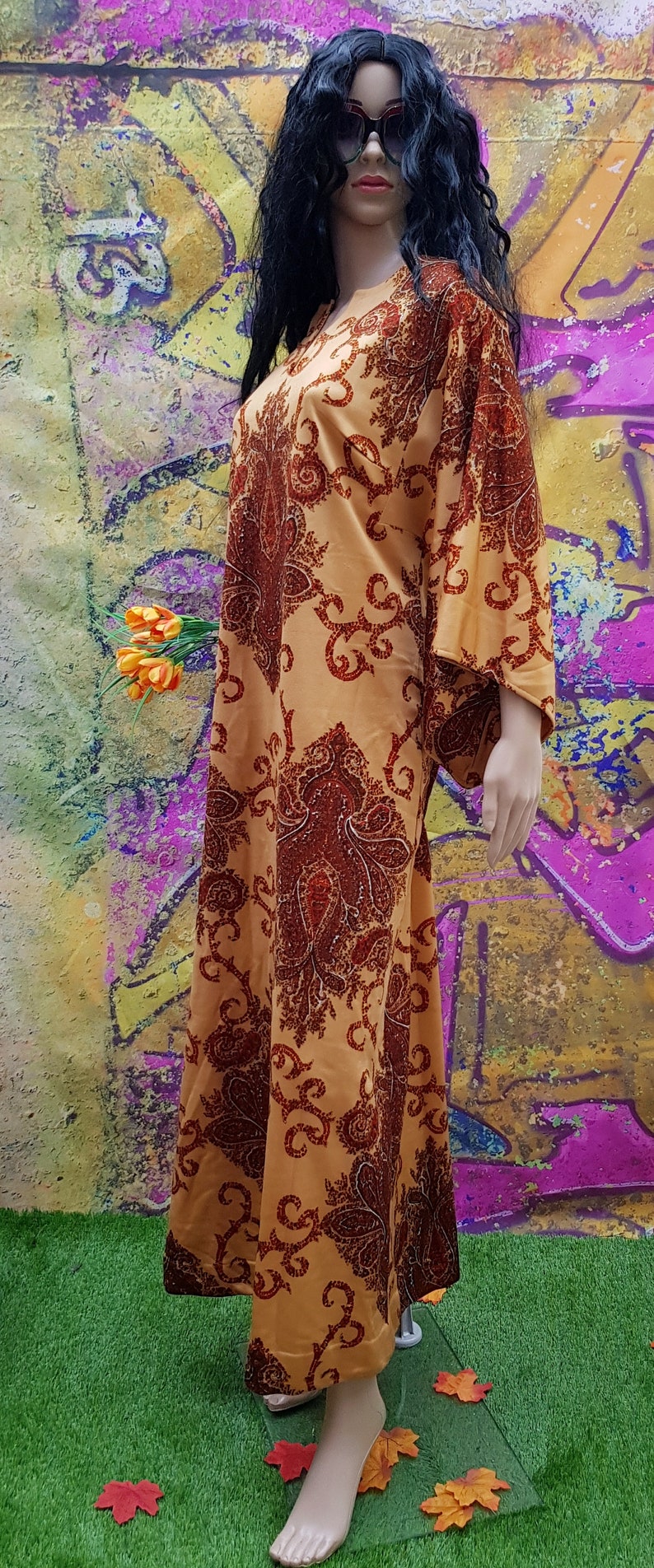 Vintage Kaftan: Fantastic 1960s / 1970s Cream Red Brown Paisley and Abstract Print Kaftan Maxi Dress with Flared Angel Sleeves By Arnel image 9