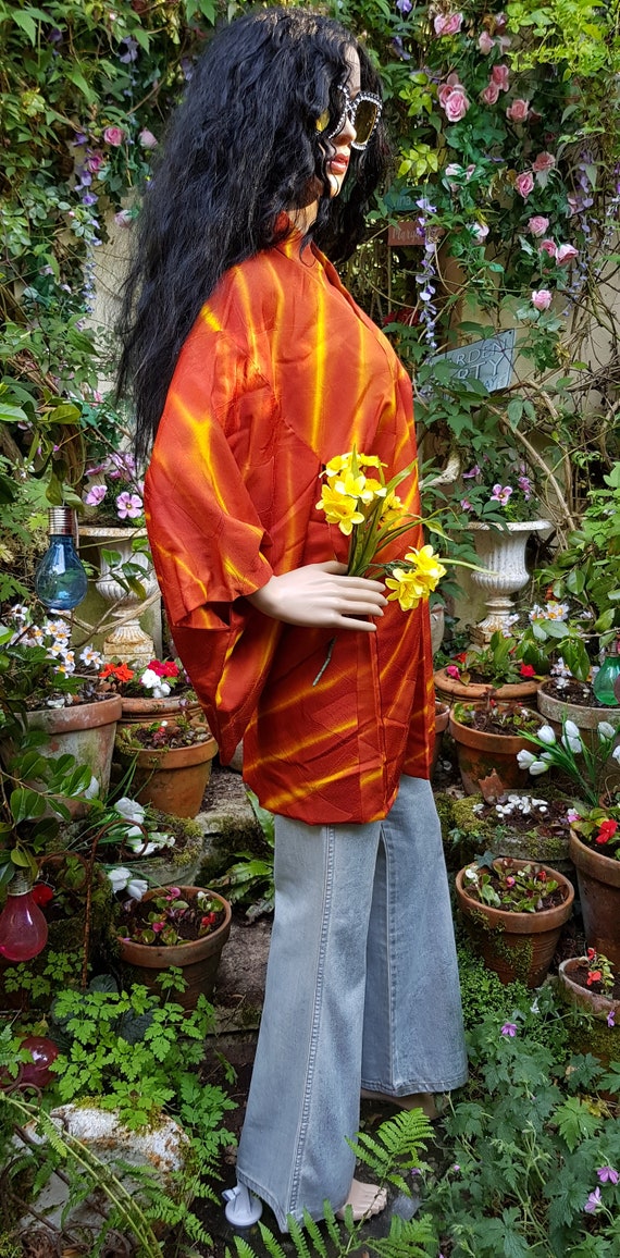 Vintage Kimono: Gorgeous Vintage 1960s Orange and… - image 9