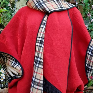 Vintage Cape: Gorgeous Vintage 1970s Brown Check Tartan Red Lined Reversible Poncho Cape Jacket image 8