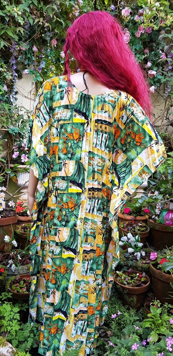 Stunning Plus Size Vintage 1970s Hawaiian Green, … - image 10