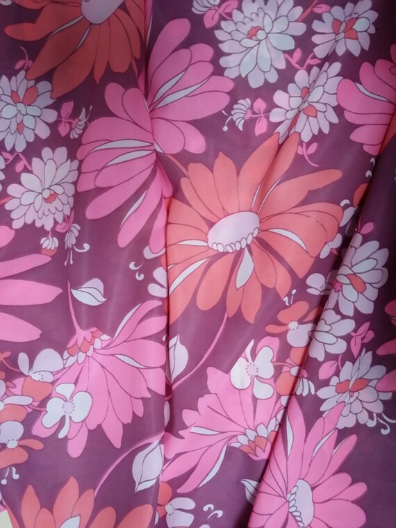 Funky Vintage Psychadelic Pink Nylon Flower Power