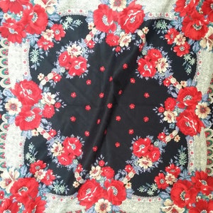 Vintage Shawl: Fantastic Vintage 1970s Red White and Black Floral Shawl image 2