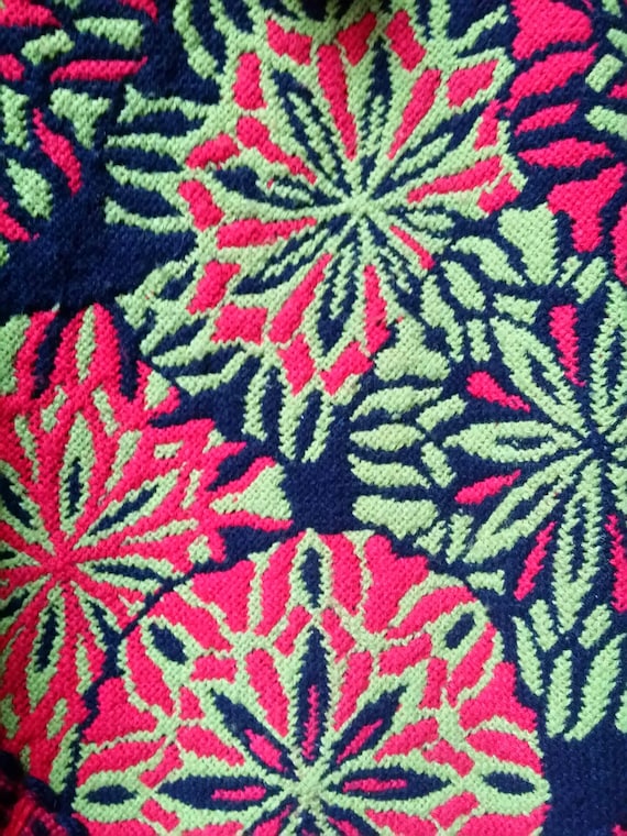 Vintage Poncho: Stunning Vintage 1960s Red, Lime … - image 1