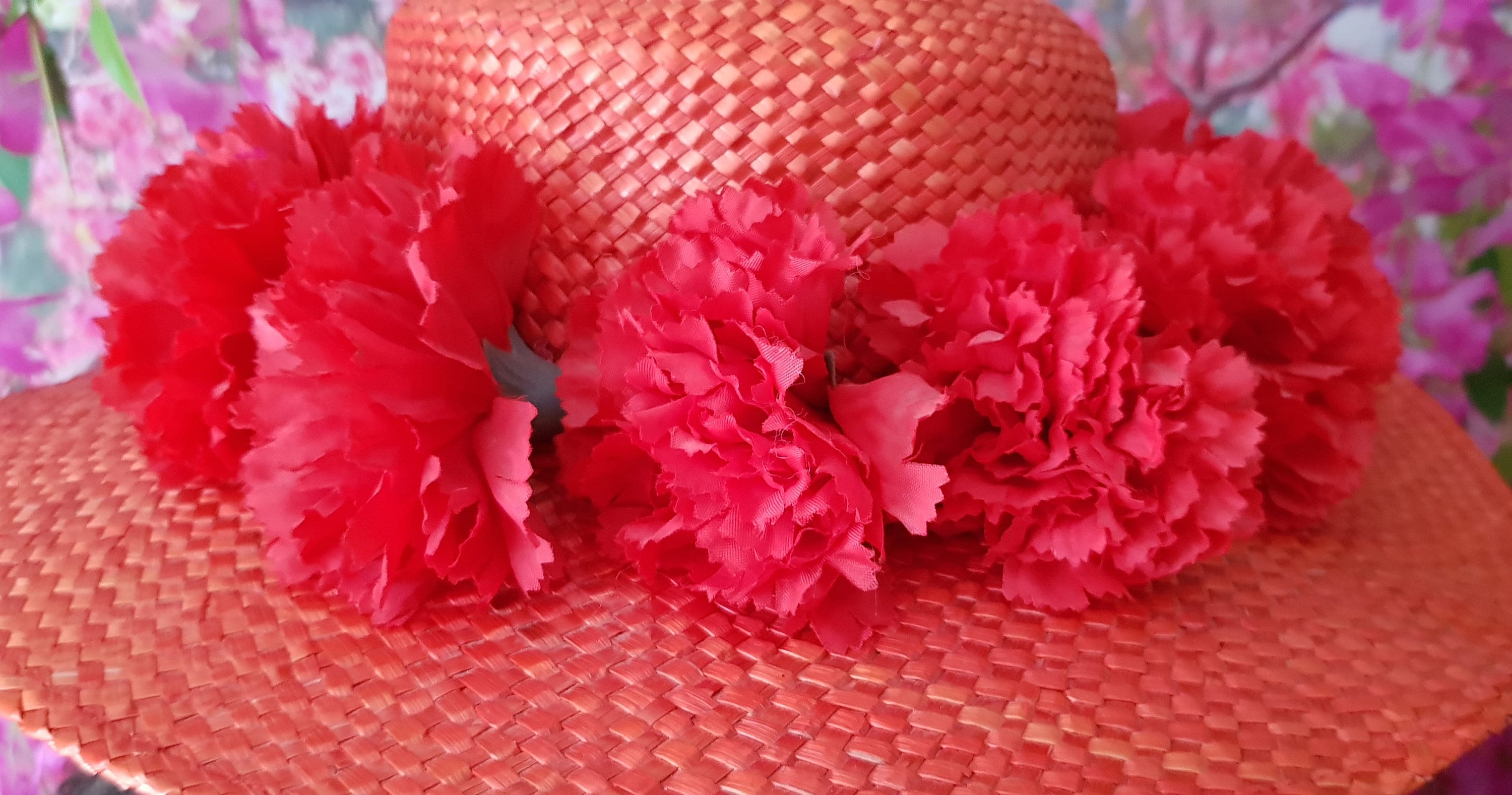 Vintage Hat: Fun Vintage 1970s / 1980s Red Straw Hat With 