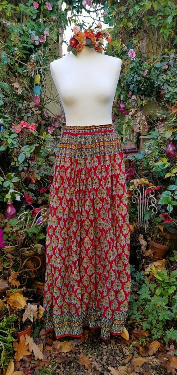 Vintage Skirt: Gorgeous Vintage Indian Cotton Red… - image 3