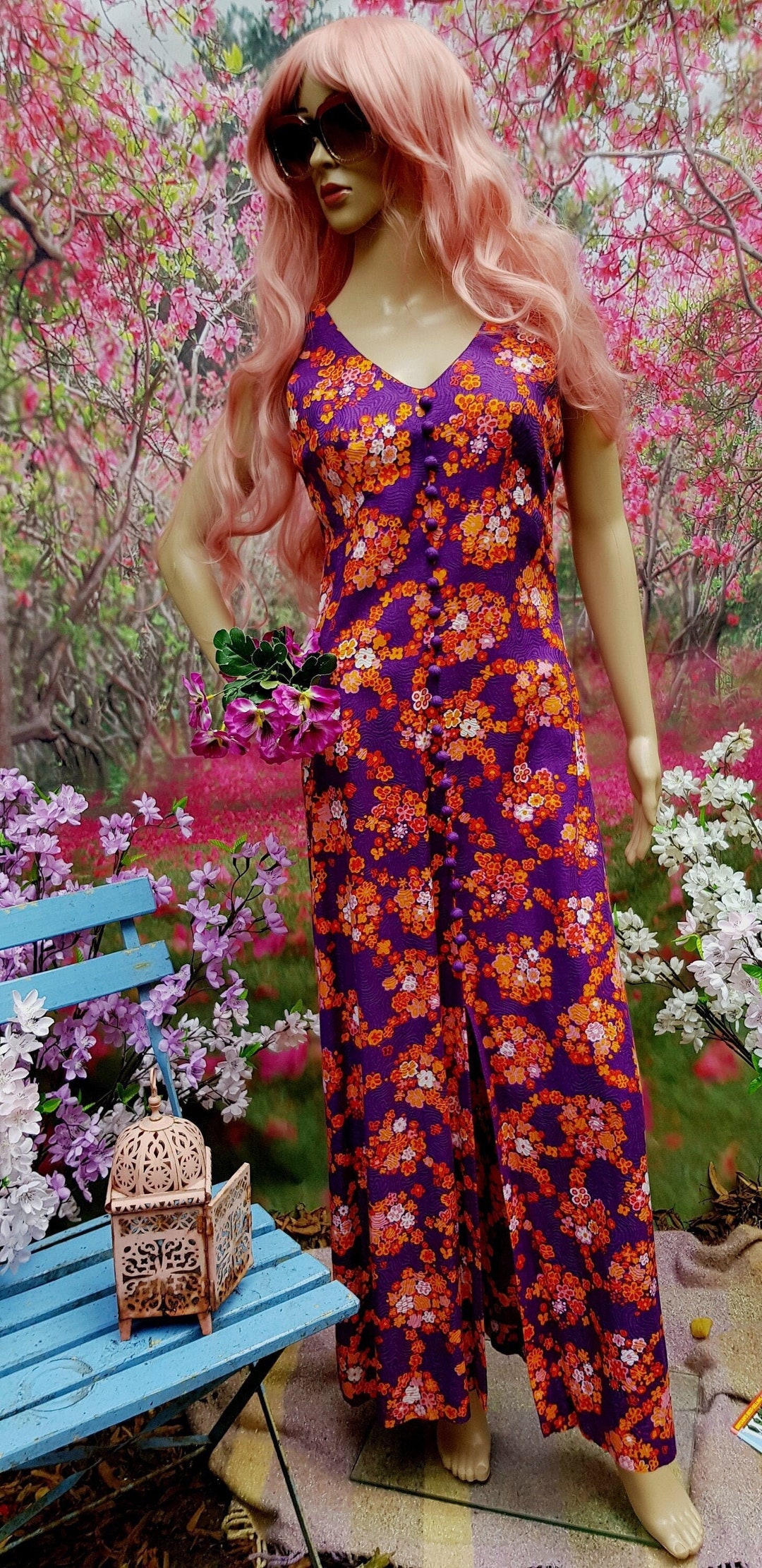 UK 8/10 (US 4/6) Gorgeous Vintage 1970s Purple, Orange and Pink