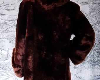 Vintage Coat: Gorgeous Vintage 1940's / 1950s Deep Russett Brown
