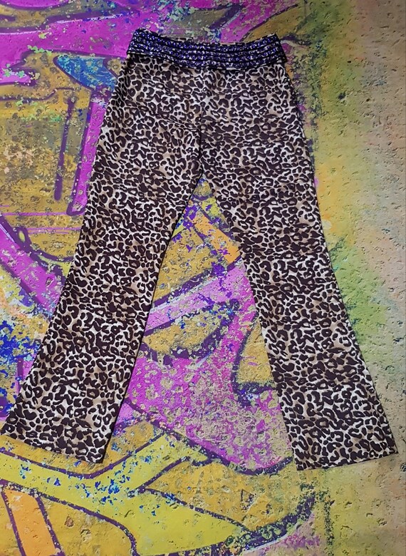 Vintage Trousers: Stunning Vintage 1990s Leopard … - image 10