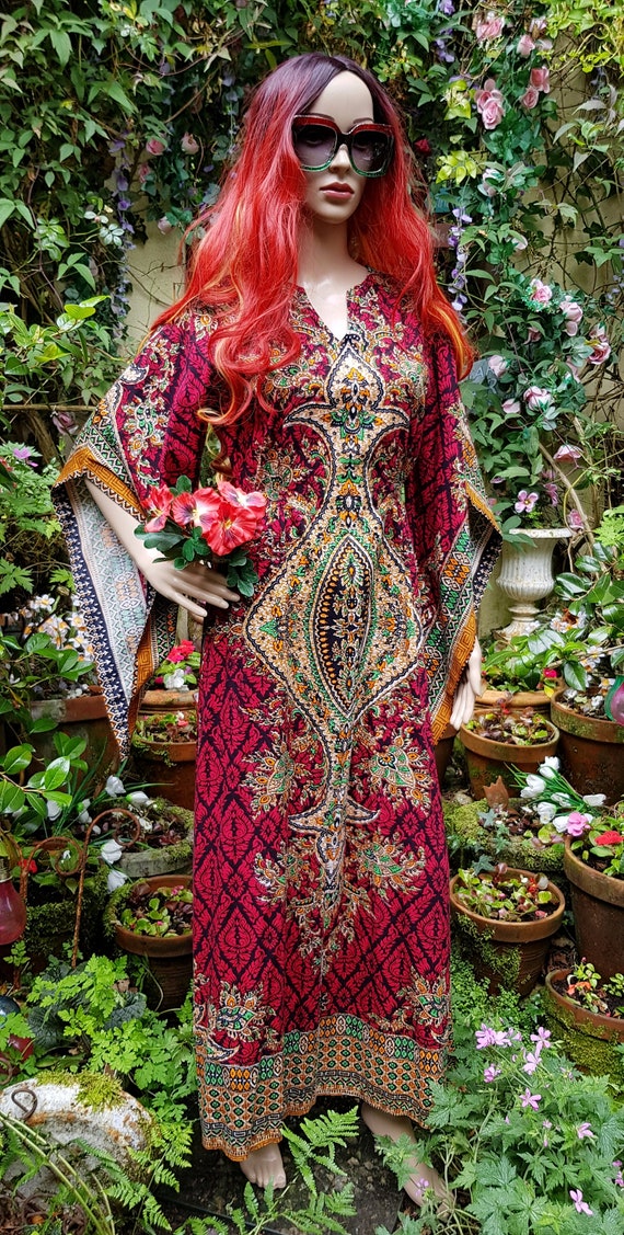 Vintage Kaftan: Gorgeous Vintage 1970s/80s Red Ba… - image 3