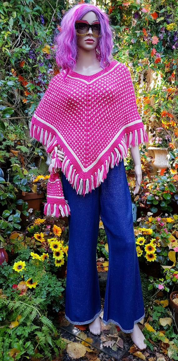 Vintage Poncho: Gorgeous Vintage 1970s Pink and W… - image 1