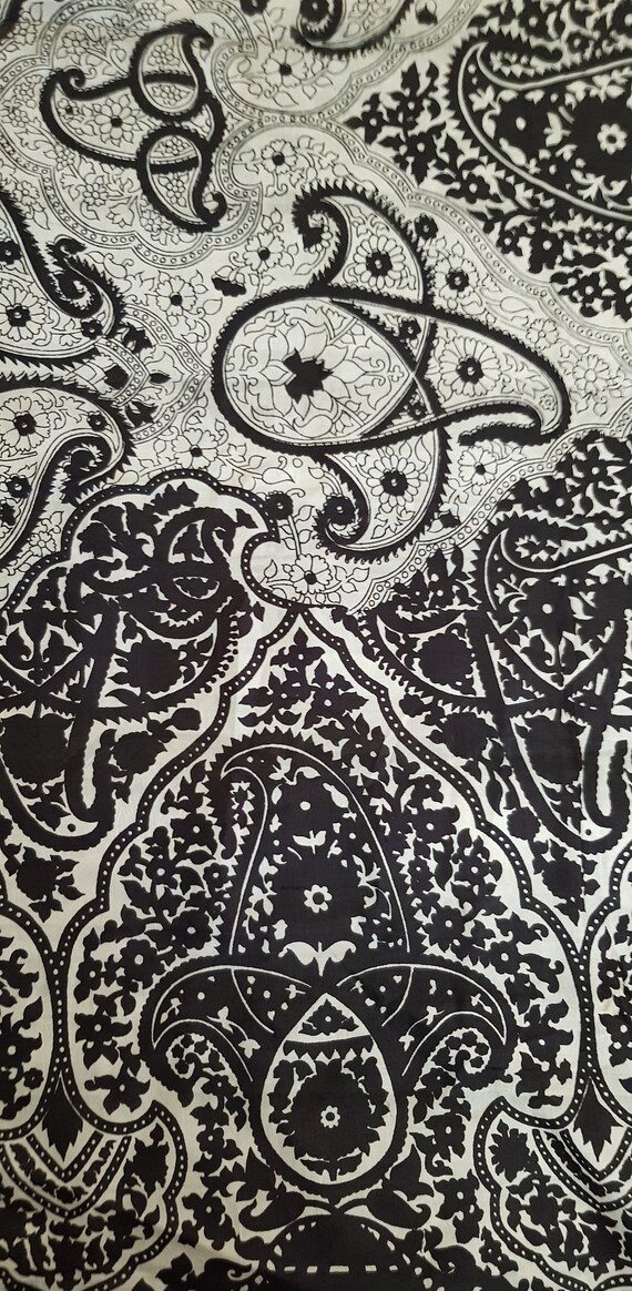 Vintage Sari: Beautiful Vintage Black and White M… - image 10