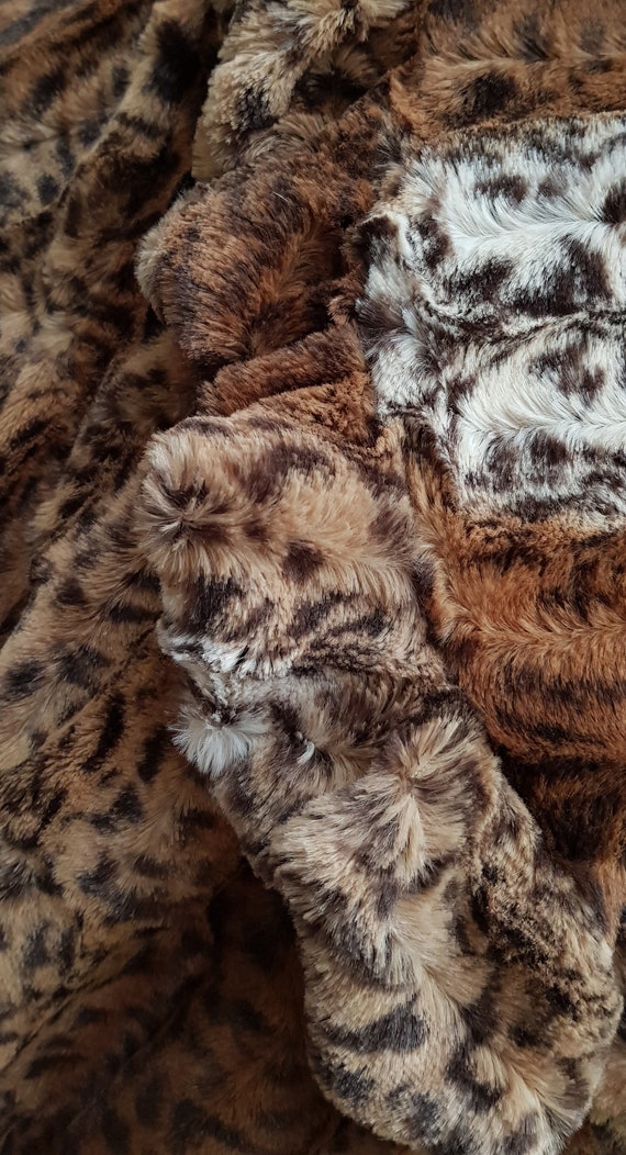 Stunning Vintage Animal / Leopard Print Faux Fur … - image 5