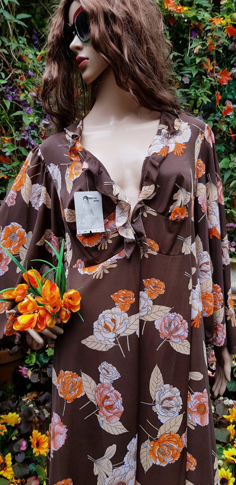 UK 10 US 6 Funky Vintage 1970s Brown & Orange Floral Print Long Maxi Angel Sleeve Robe/House Coat/Over-Dress Un-Worn with Tag image 4