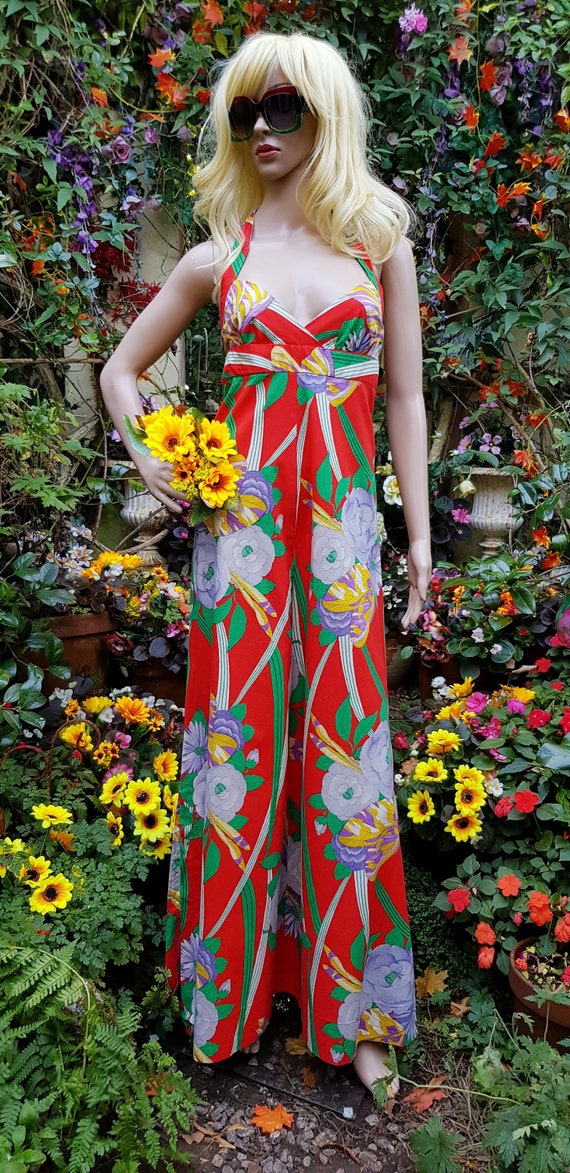 Gorgeous Vintage 1970s Vibrant Red Yellow and Gree