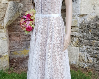 UK 8 (US 4) Stunning Vintage 1970s Un Worn Lucy Wang Cream and Pink Lace  and Net Maxi Dress / Alternative Wedding Dress - Etsy