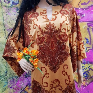 Vintage Kaftan: Fantastic 1960s / 1970s Cream Red Brown Paisley and Abstract Print Kaftan Maxi Dress with Flared Angel Sleeves By Arnel image 5