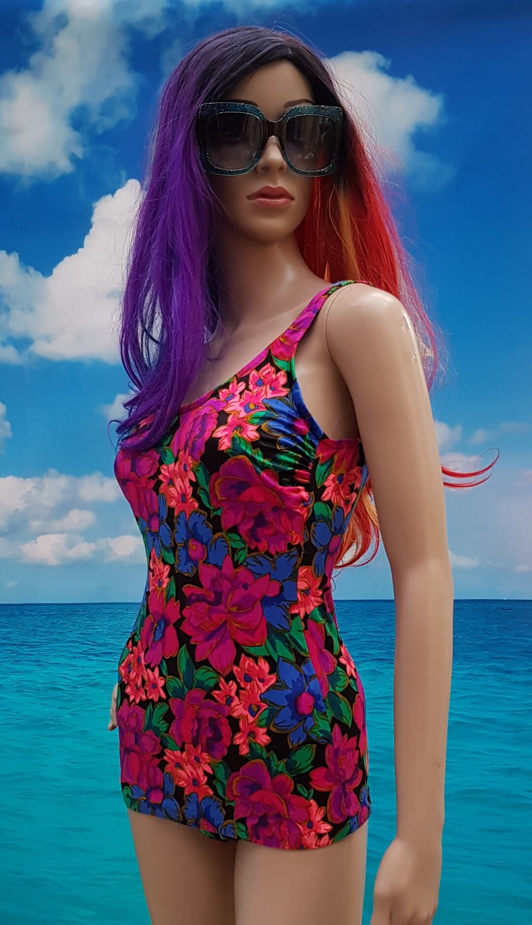 Vintage Swimsuit: Fantastic Vintage Swimsuit 1960s Bright Floral