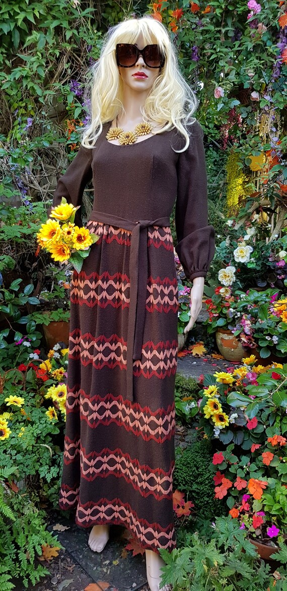 UK 10 (US 6) Gorgeous Cosy Vintage 1970s Brown and Orange Sweater Belted Maxi Dress by Montigo Bay View 4