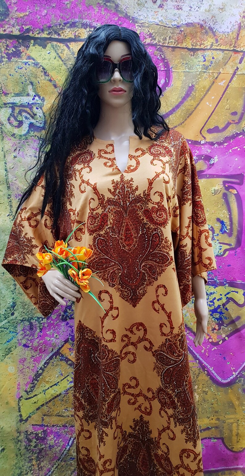 Vintage Kaftan: Fantastic 1960s / 1970s Cream Red Brown Paisley and Abstract Print Kaftan Maxi Dress with Flared Angel Sleeves By Arnel image 6