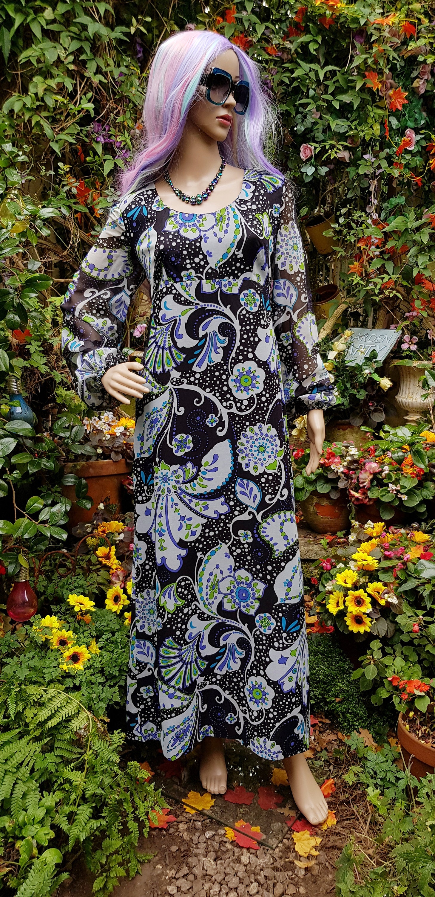 Image of Beautiful Vintage S Floaty Black, White, Blue & Green Floral Paisley Chiffon Empire Line Maxi Dress