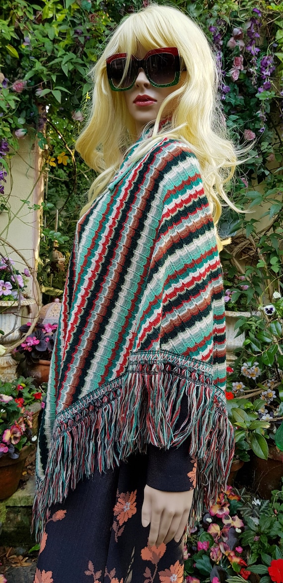 Vintage Poncho: Gorgeous Vintage 1970s Colourful … - image 9