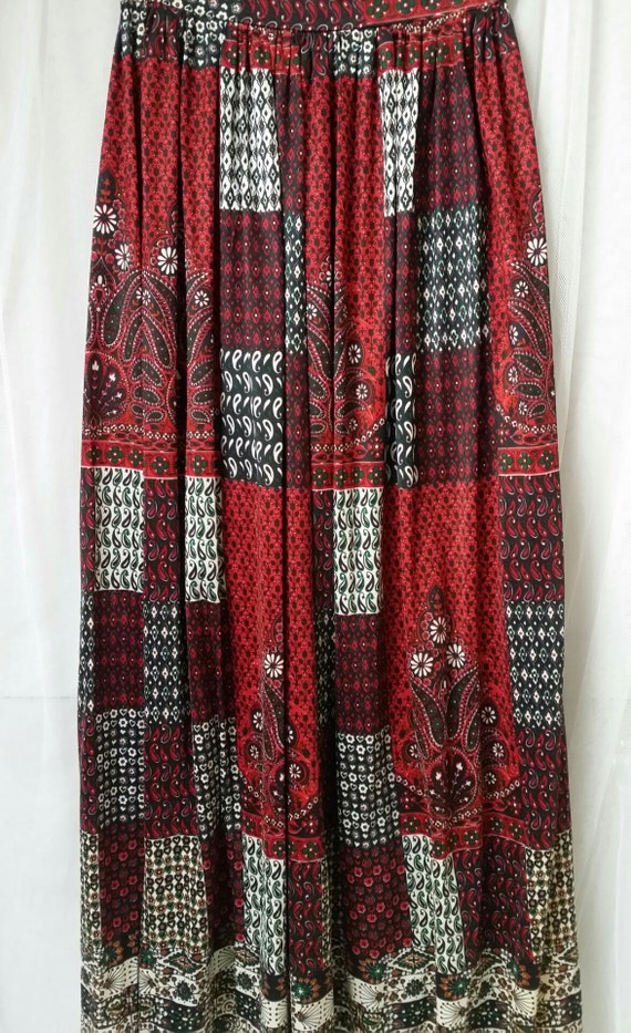 Vintage Skirt: Fantastic Vintage 1970s Red, Black… - image 3