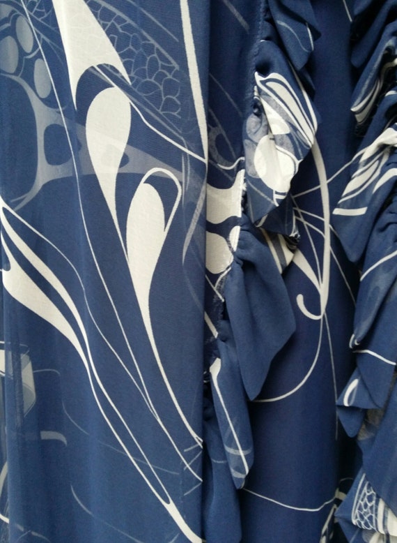 UK 10 (US 6) Gorgeous Vintage 1970s Dark Blue & W… - image 3