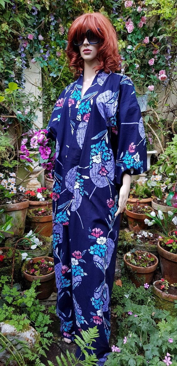 Vintage Kimono: Gorgeous Vintage 1970s Blue and P… - image 3