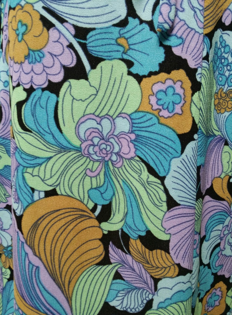 Striking Vintage 1970s Blue and Green Floral Belted Cowl Necked Maxi Dress 0363