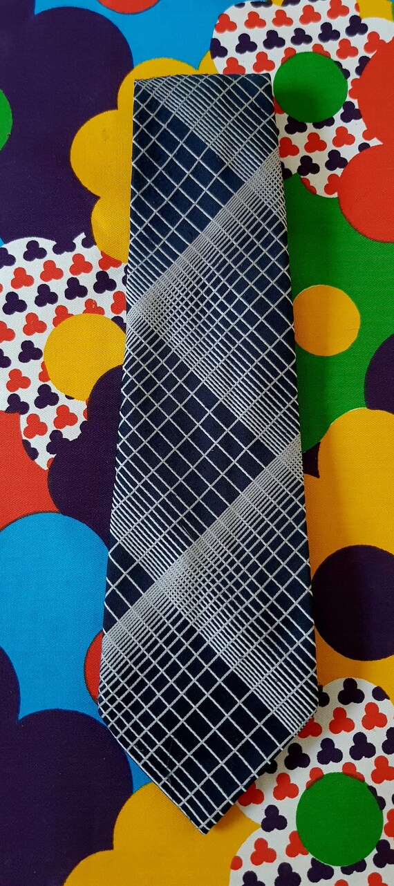 Vintage Men's Tie: Groovy Vintage 1970s Blue and … - image 1
