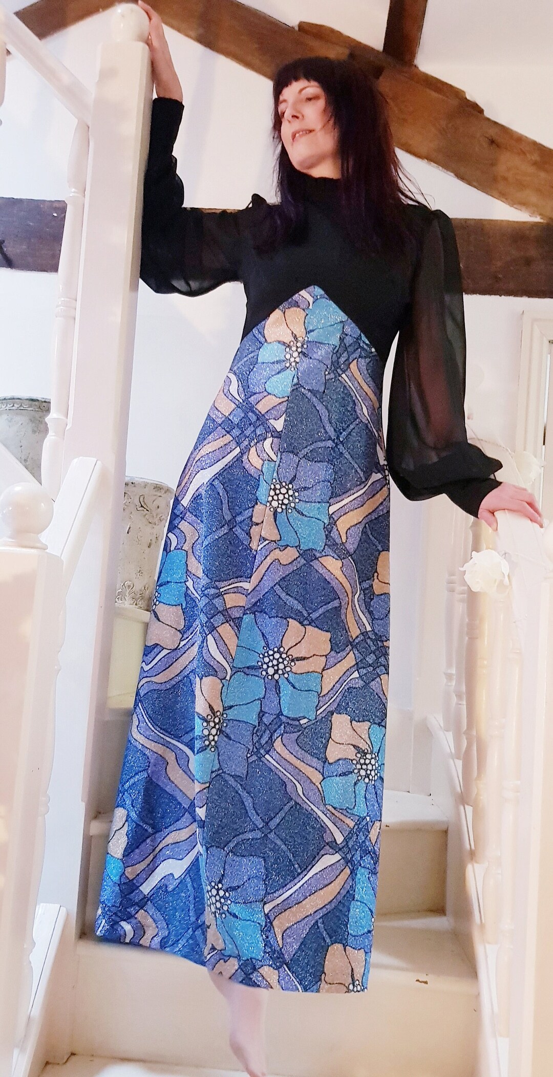 UK 12 (US 8) Iconic Vintage 1960s/70s Blue Gold Black