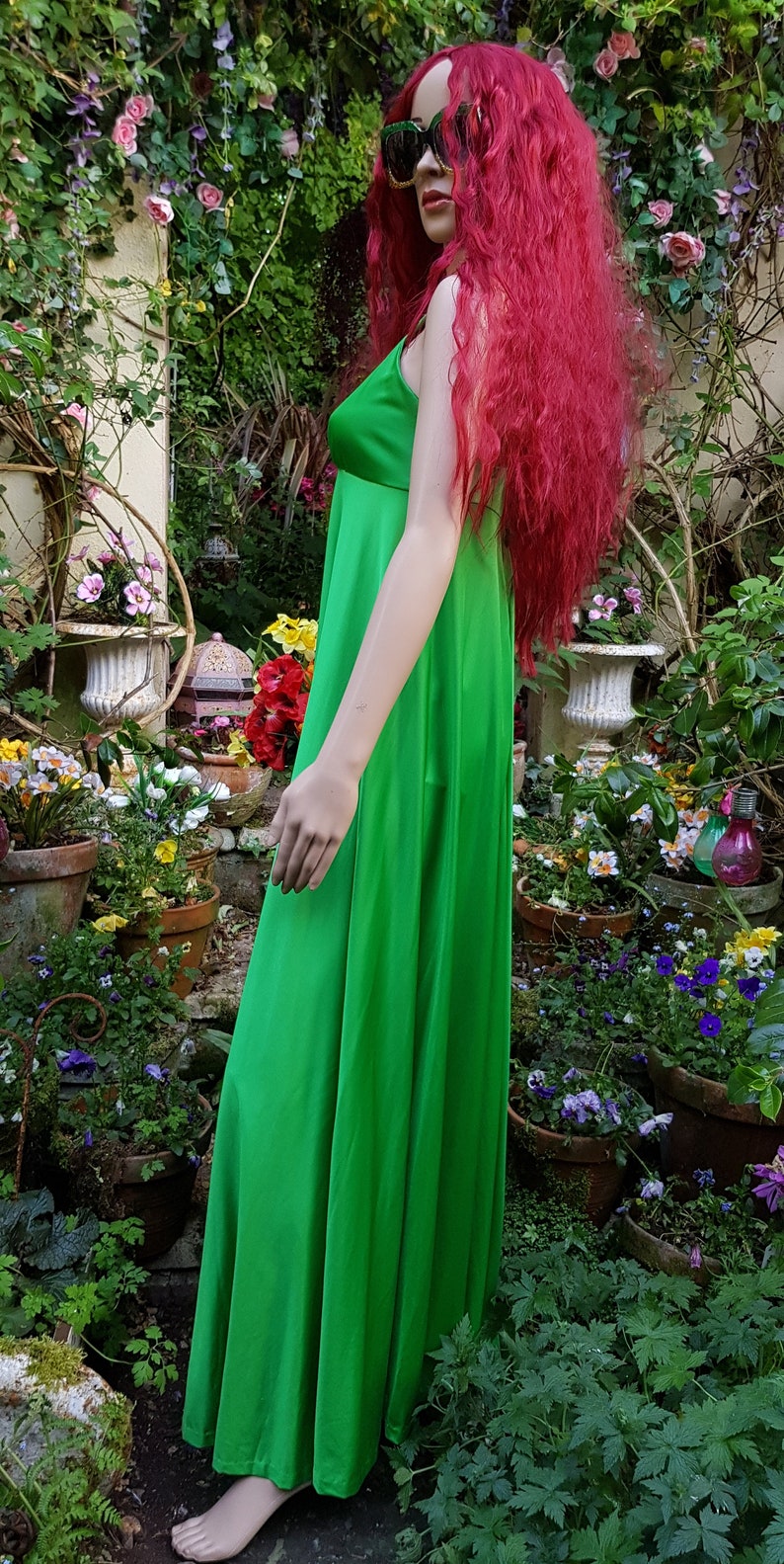 UK 6/8 US 2/4 Fantastic Vintage 1970s Bright Green Slinky Strappy Empire Line Maxi Sun Dress by QUAD image 9
