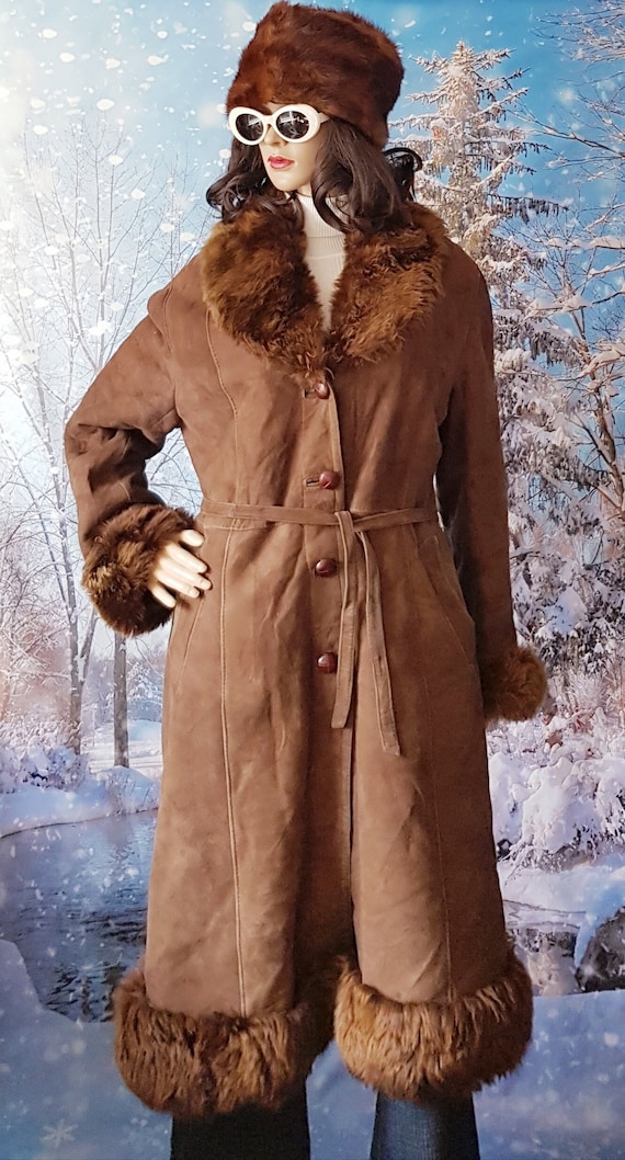 Vintage Coat: Lovely Vintage 1970s Mocha / Mid Brown Suede and