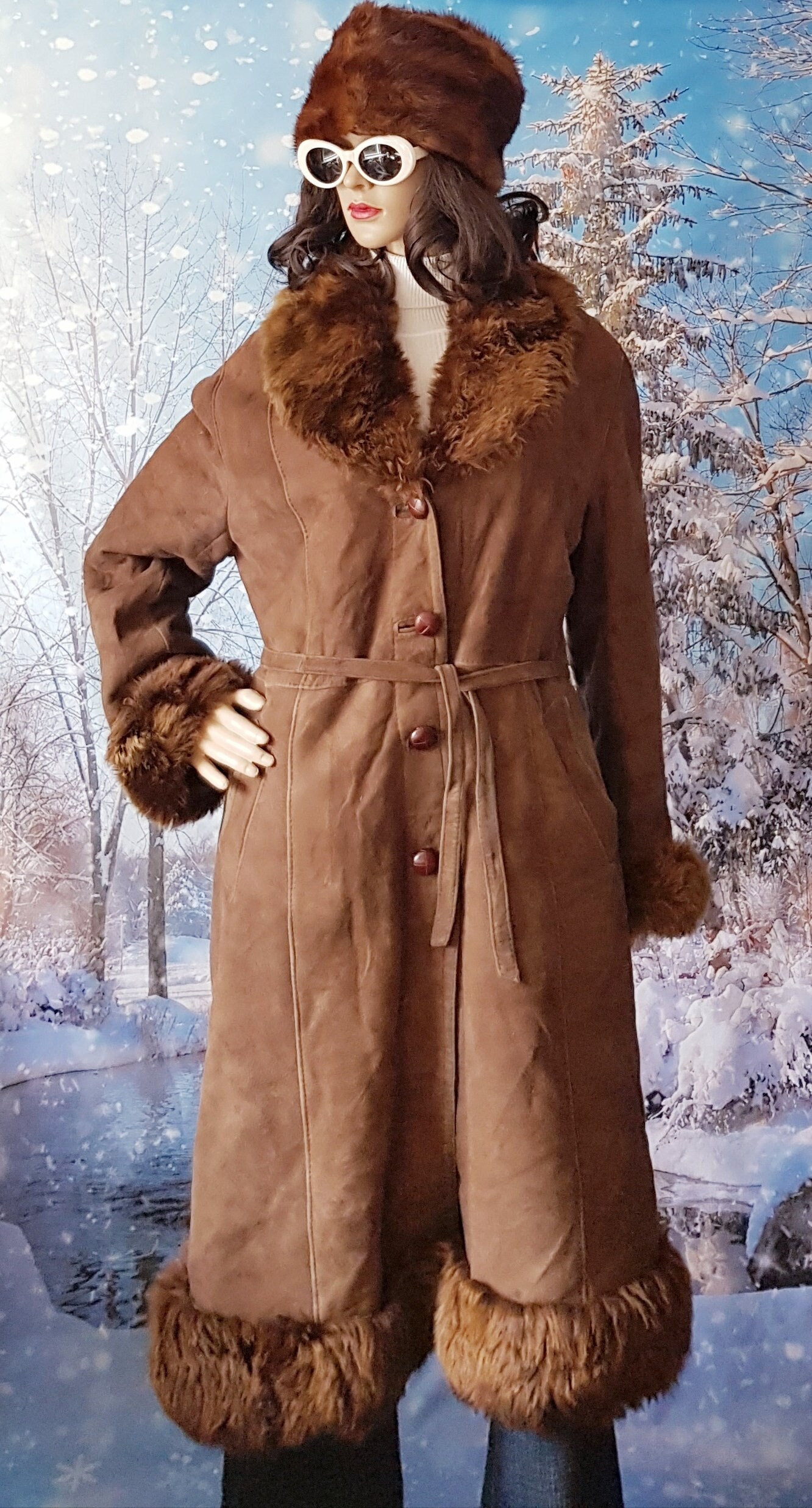 Vintage Coat: Lovely Vintage 1970s Mocha / Mid Brown Suede and
