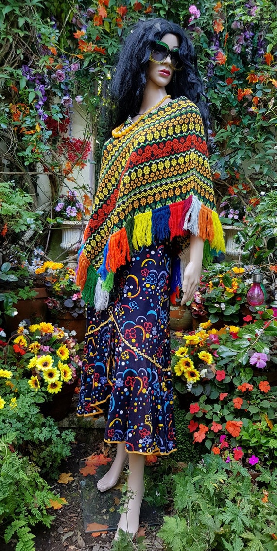 Fabulous Vintage 1960s Woven/Tapestry Vibrant Mult