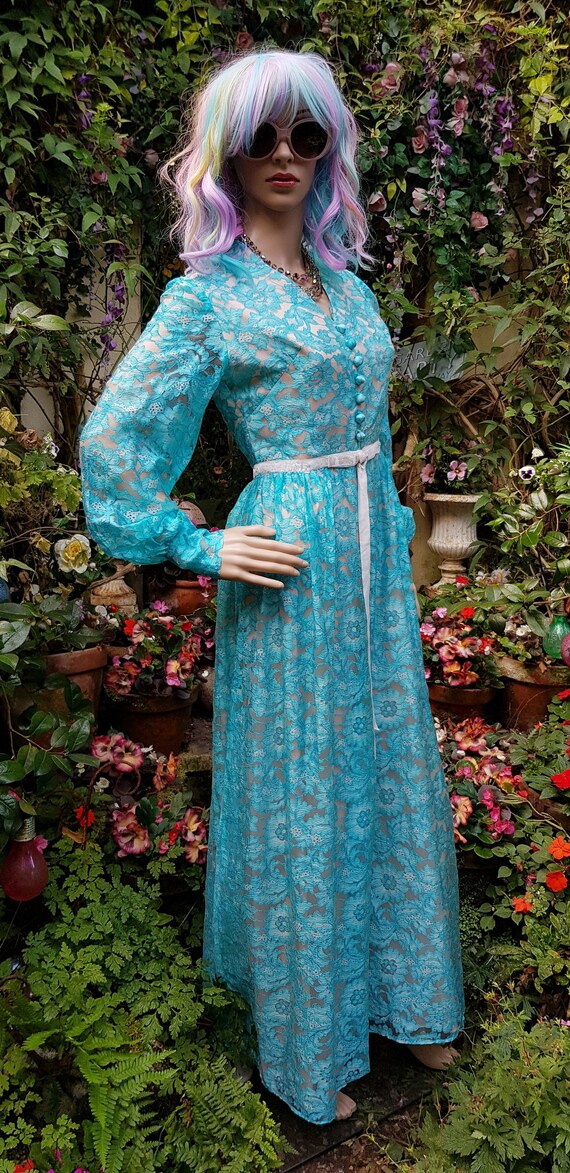 Gorgeous Vintage 1970s Turquoise Blue Floral Silk