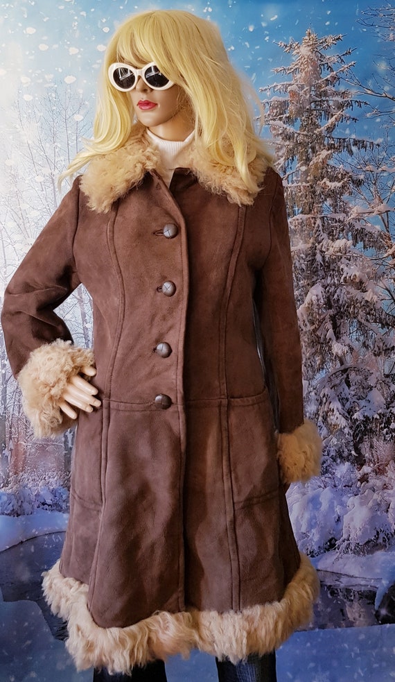 Lovely Vintage 1970s Mocha Brown and Cream Suede … - image 4