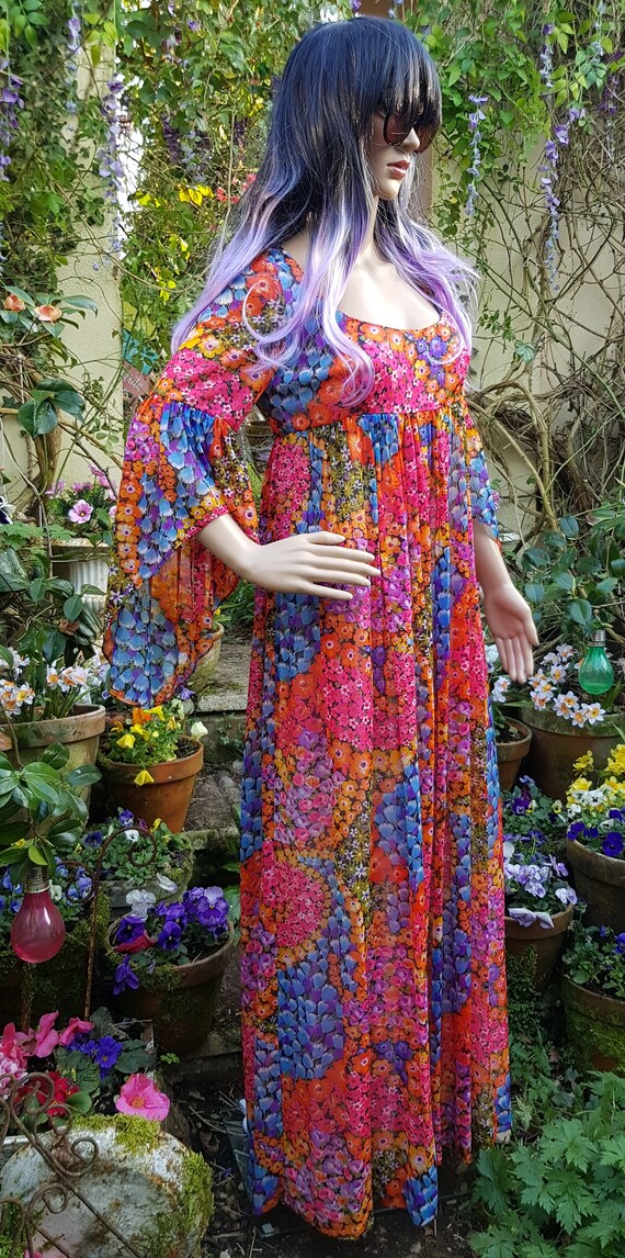 Amazing Vintage 1970s QUAD Rainbow Floral Flower P