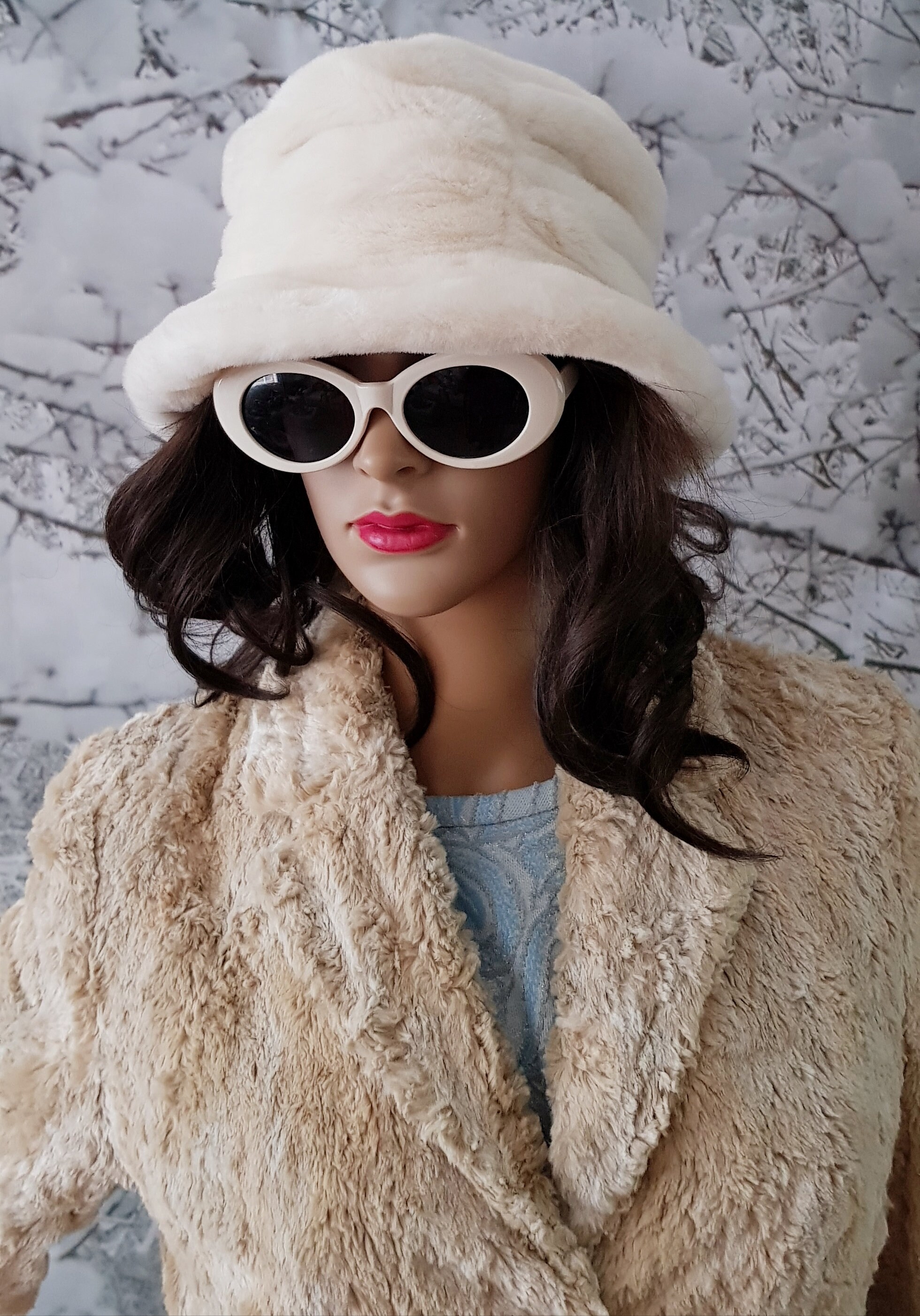 Vintage 60s 70s Fluffy White Faux Fur Real Fur Brim Lined Pom Poms Bucket Hat Fur Bucket 1960s Vintage Hats for Women for sale | eBay main image 2