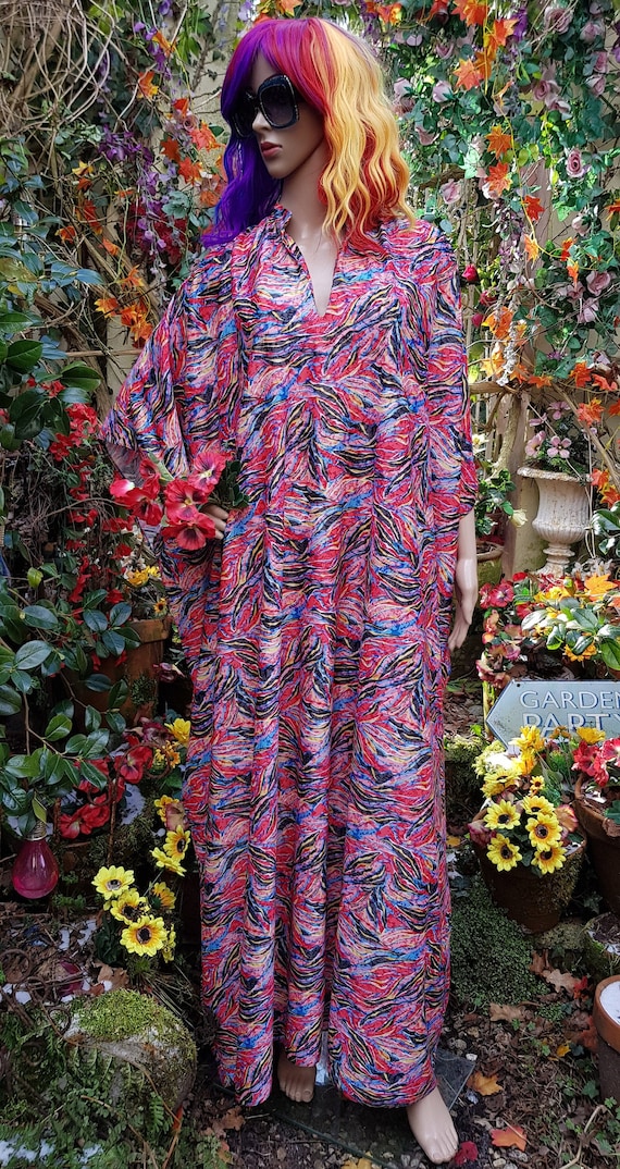 Psychedelic kaftan hotsell