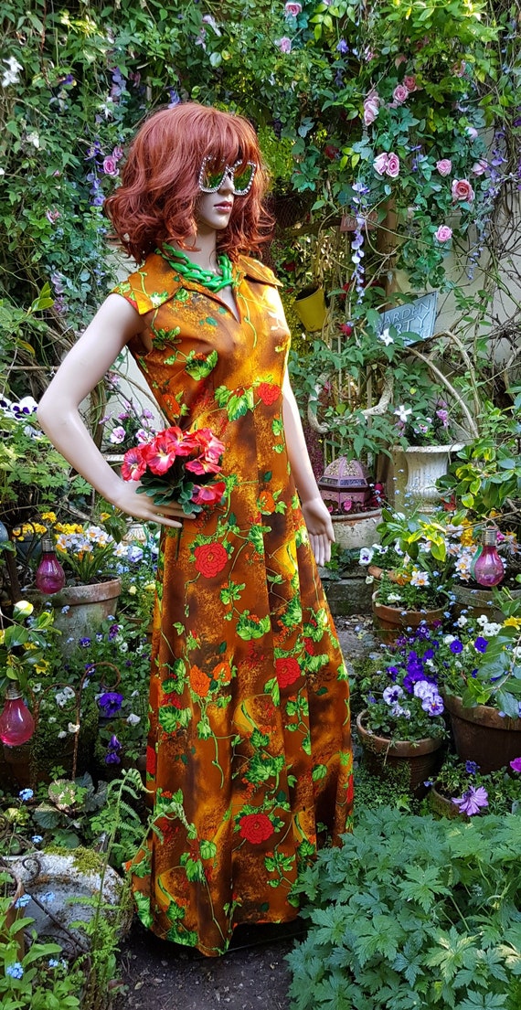 Stunning Vintage 1970s Brown, Orange, Green and Re