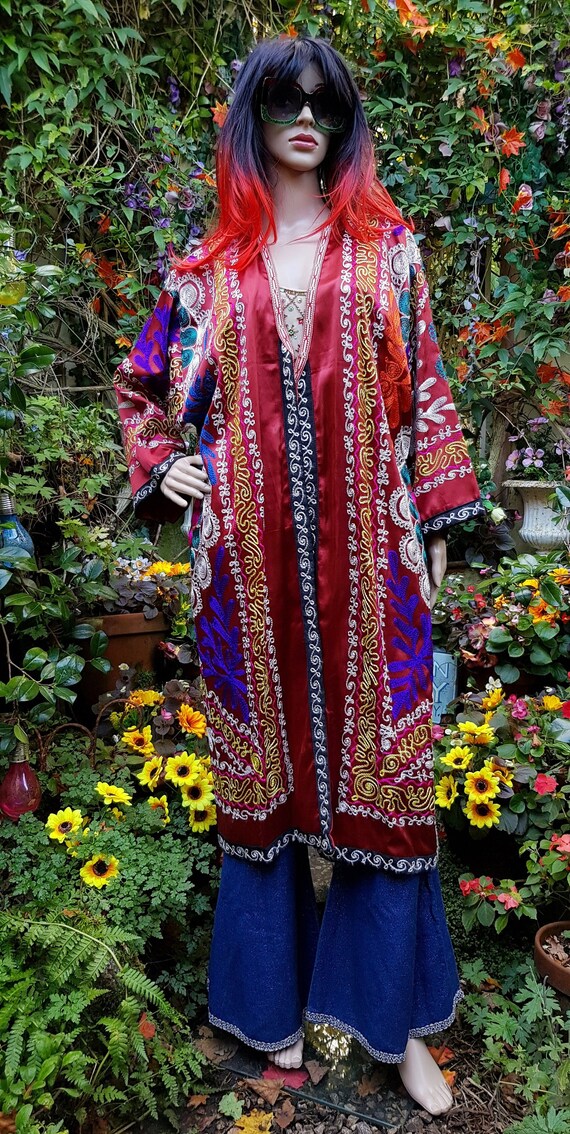 Vintage / Antique Uzbec Red Multicoloured Silk Suz