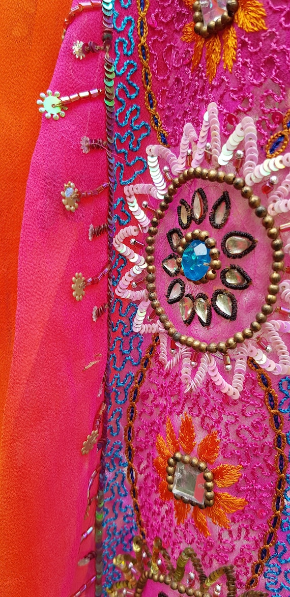 Vintage Shawl: Stunning Vintage 1970s Bright Oran… - image 1