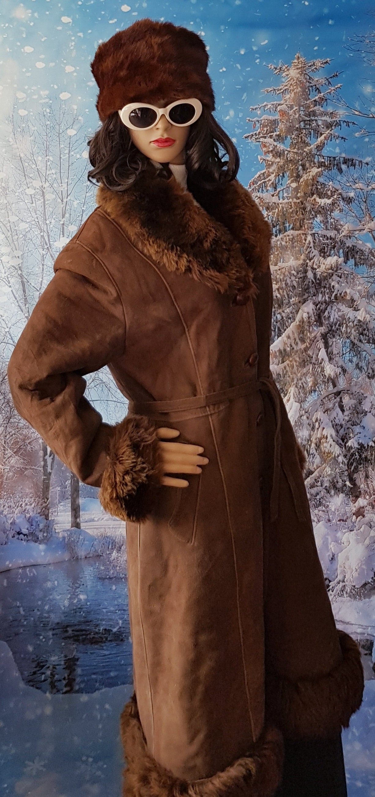 SALE!! 70s woolポンチョpelican vintage Vintage Coat: Lovely Vintage 1970s Mocha / Mid Brown Suede and