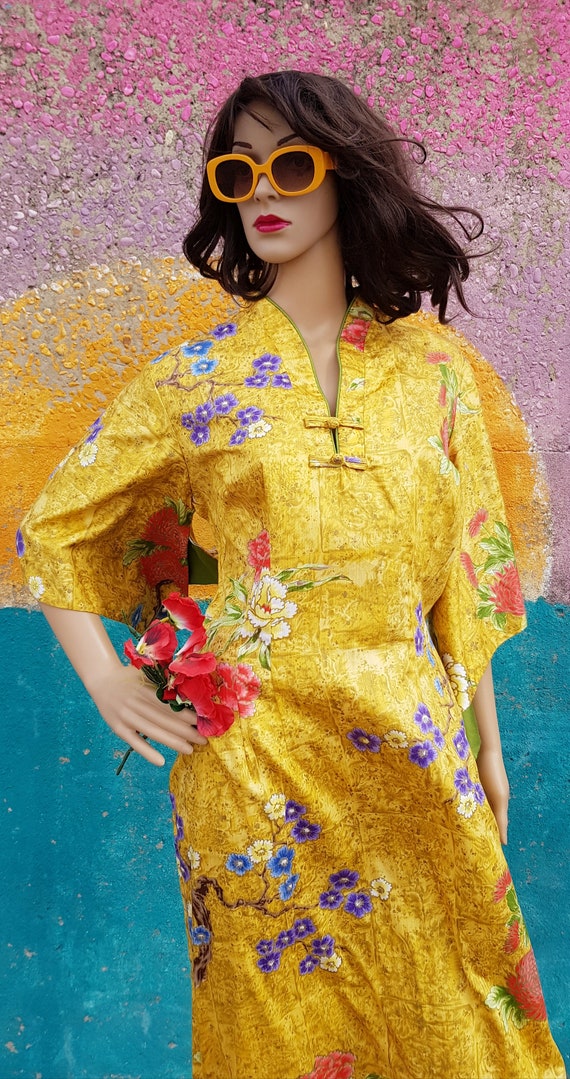 Vintage Kaftan: Iconic Vintage 1950s Saffron Gold… - image 4