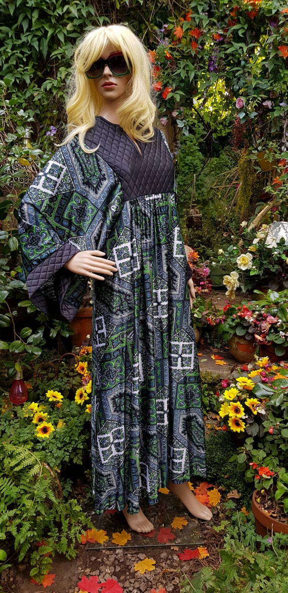 Vintage Kaftan: Amazing Vintage 1970s Green Black… - image 1