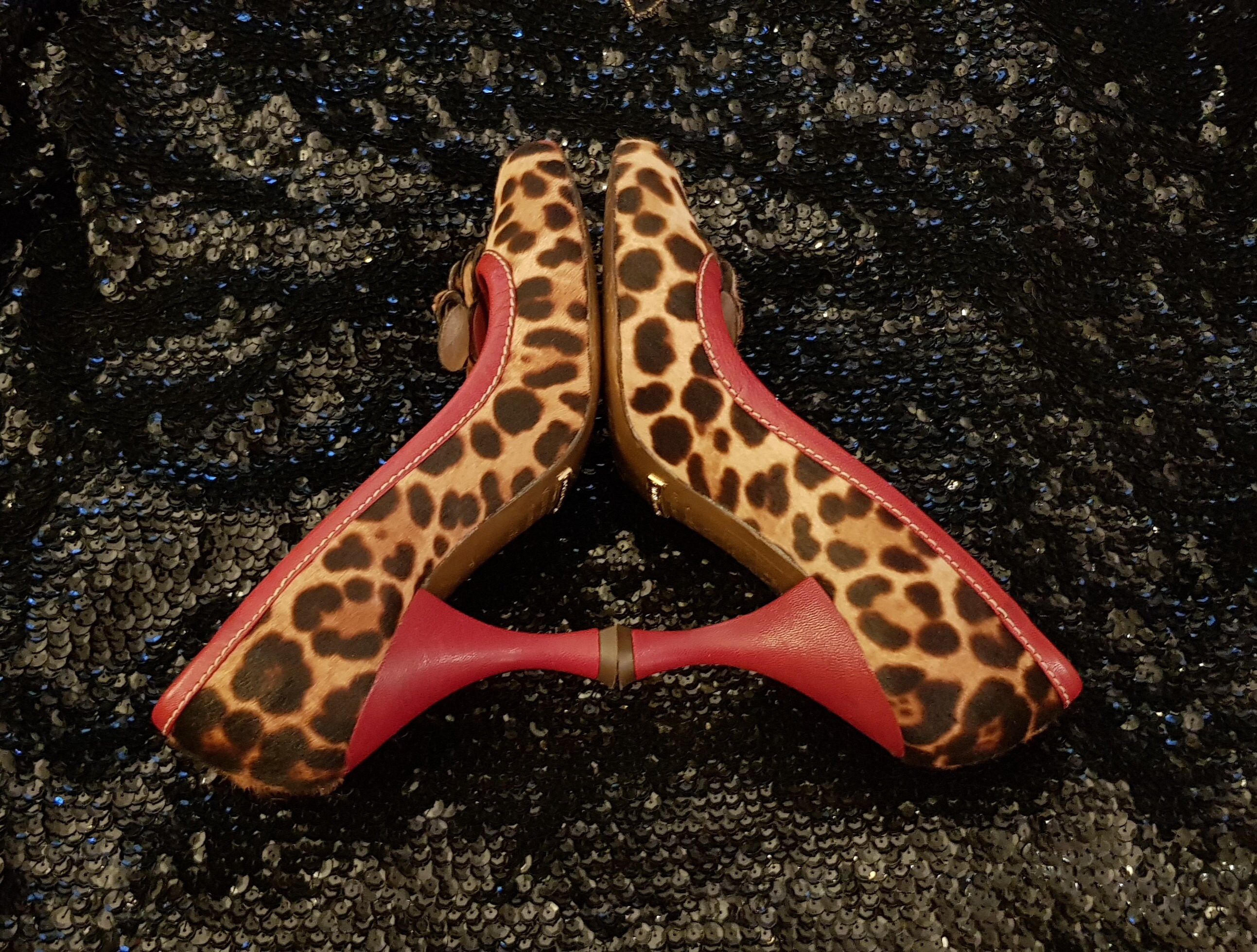 Dolce & Gabbana Red Pony-hair  Shoes 90s Dolce and Gabbana Pony Hair Pumps – NOREN main image 2