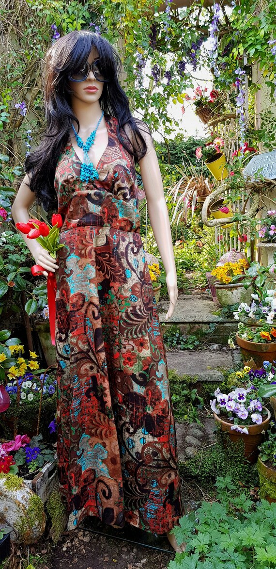 Striking Vintage 1970s Brown, Red, Blue and Green
