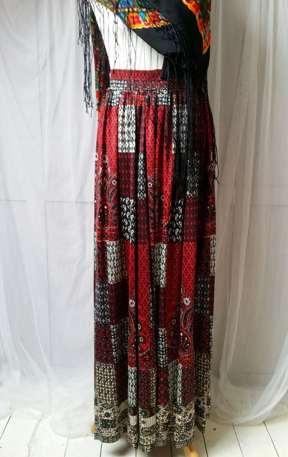 Vintage Skirt: Fantastic Vintage 1970s Red, Black… - image 5